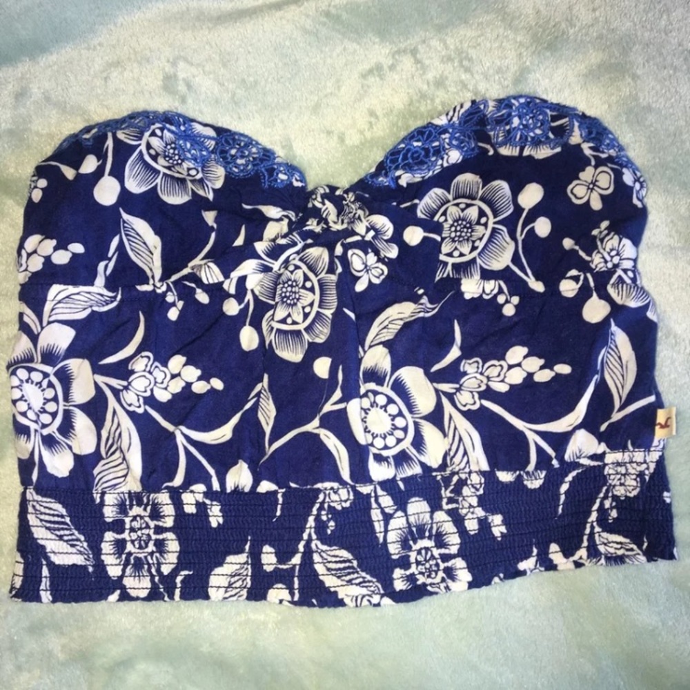 Hollister Blue And White Crop Top